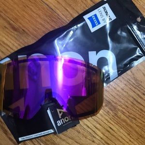 Burton’s Anon Optics Relapse Sonar Lens